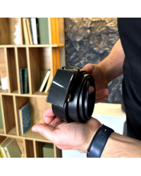 Чоловічий шкіряний ремінь із пряжкою автомат 3733