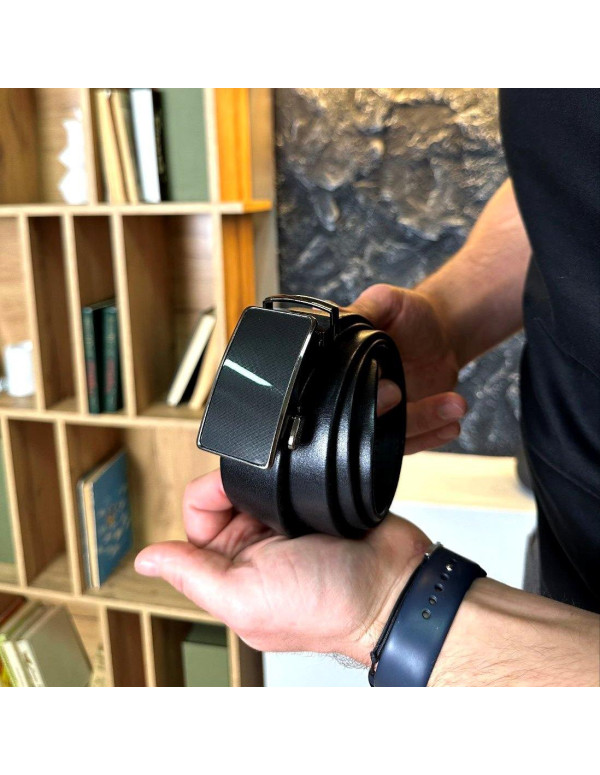 Чоловічий шкіряний ремінь із пряжкою автомат 3733