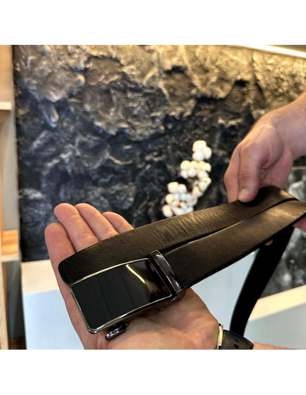 Чоловічий шкіряний ремінь із пряжкою автомат 3733