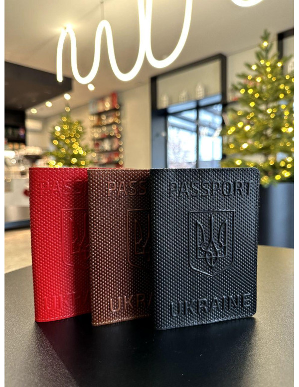 Стильні шкіряні обкладинки для паспорта