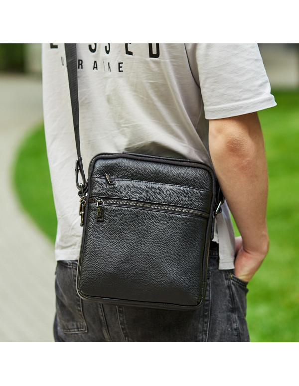 Шкіряна чоловіча сумка планшет через плече Matera, чорна