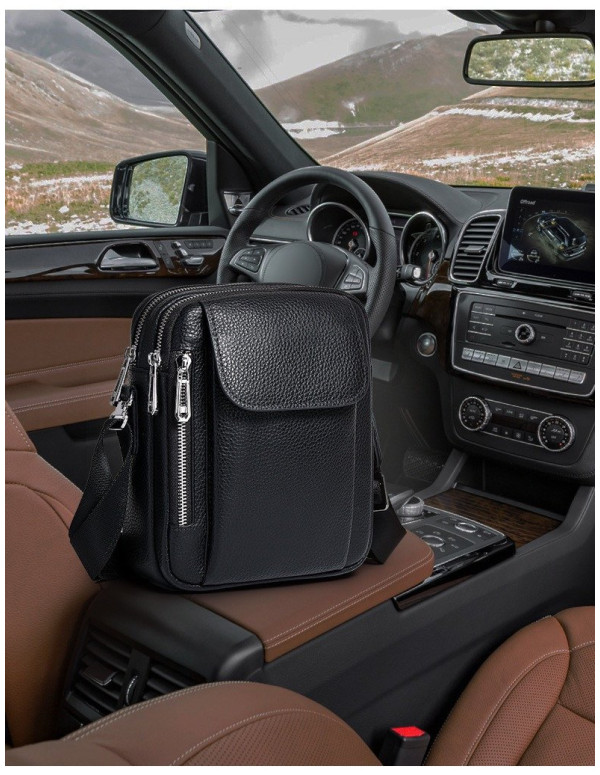 Чоловіча шкіряна сумка-барсетка  Viterbo, чорна