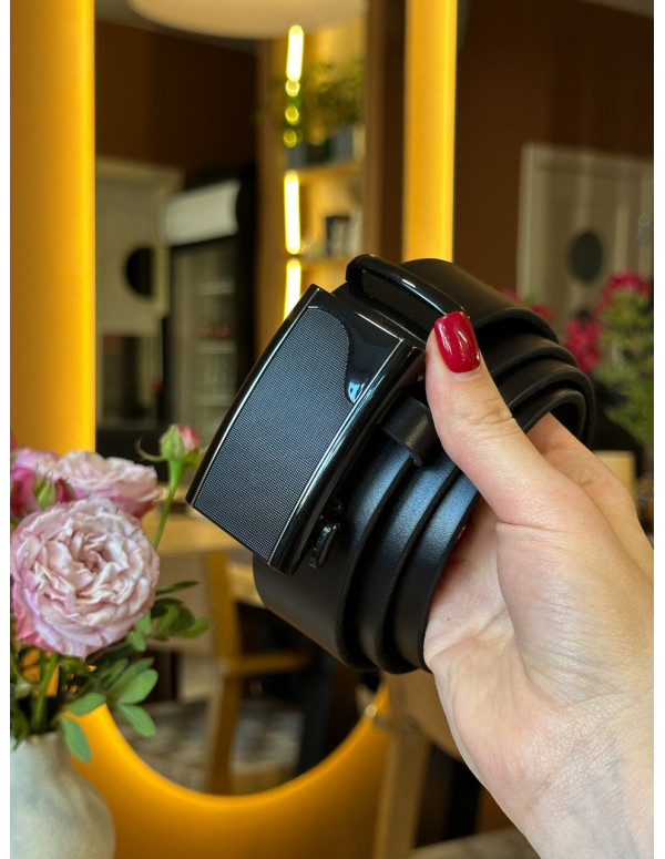 Чоловічий шкіряний ремінь із пряжкою автомат 8490