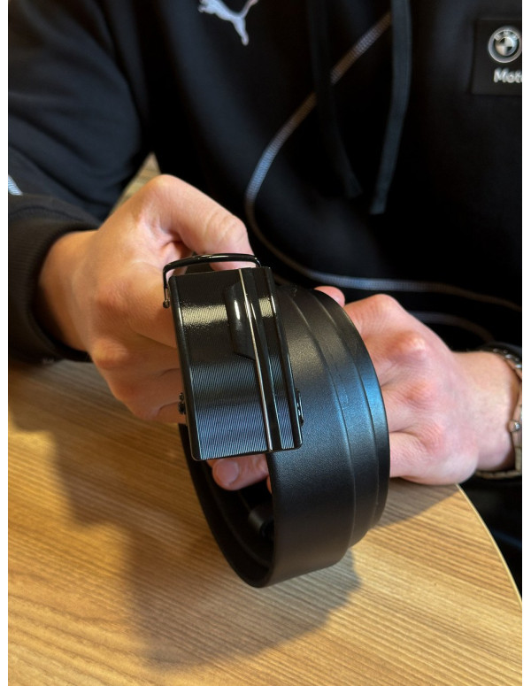 Чоловічий шкіряний ремінь із пряжкою автомат 4978