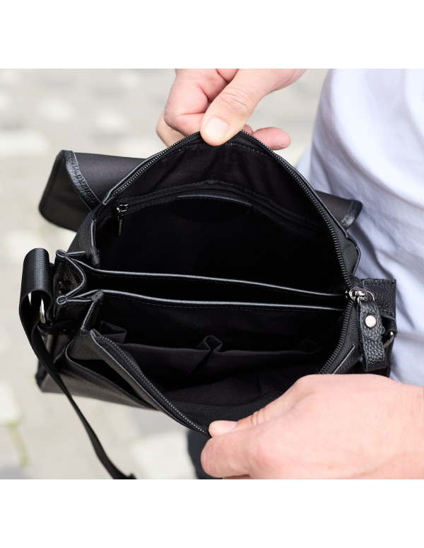 Сумка месенджер Aver, чорна