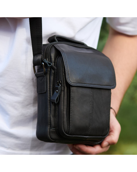 Сумка-барсетка чоловіча через плече Corvani чорний колір