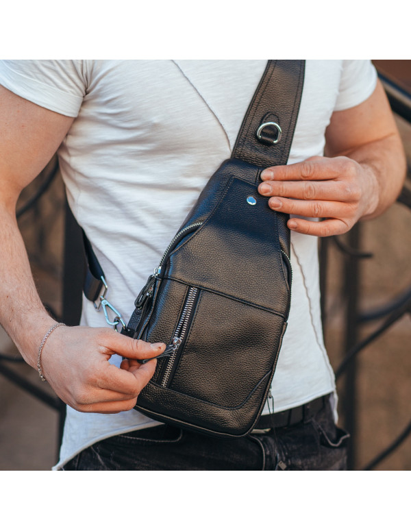 Шкіряний чорний чоловічий слінг Desio, чорний