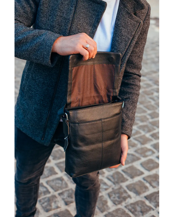 Чоловіча сумка планшет Classic bag, чорна