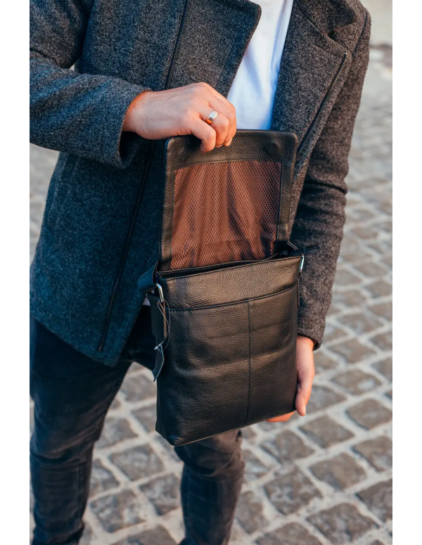 Чоловіча сумка планшет Classic bag, чорна