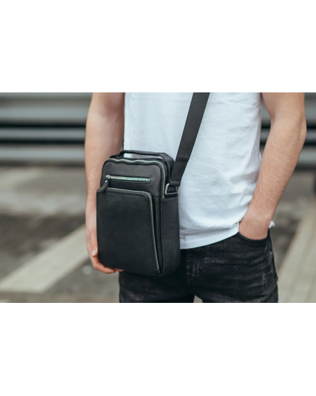 Шкіряна чоловіча сумка-барсетка Carat, чорна