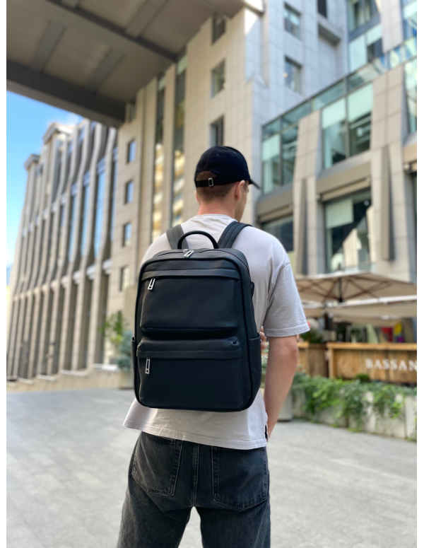 Чоловічий рюкзак для ноутбука та поїздок Luna, чорна