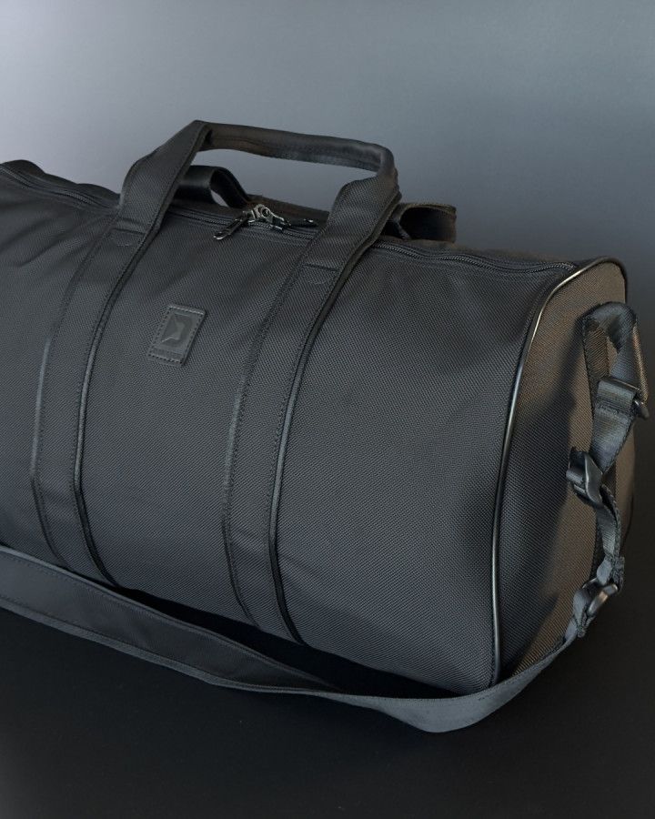 Спортивна сумка DANAPER VOYAGE 22 Black