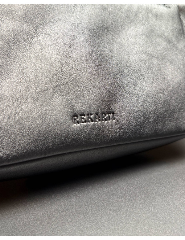 Стильна чоловіча бананка з натуральної гладкої шкіри Bergamo, чорна