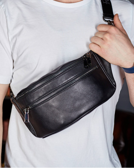 Чоловіча бананка з натуральної гладкої шкіри Bergamo, чорна