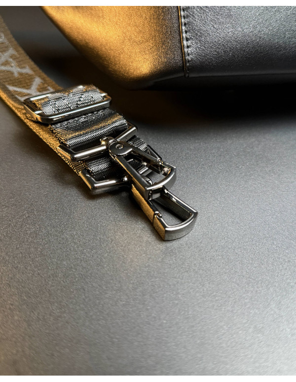 Чоловіча бананка з натуральної гладкої шкіри Torino, чорна