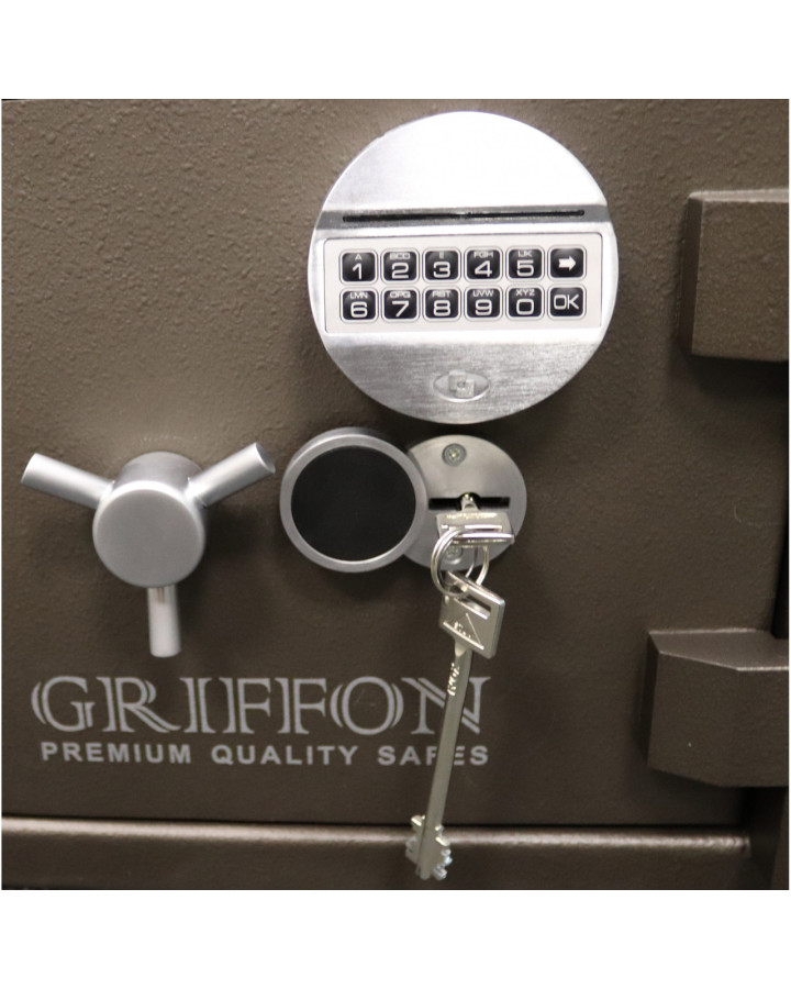 GRIFFON CLE III.37.K.E — вогнезламостійкий сейф класу III українського виробництва
