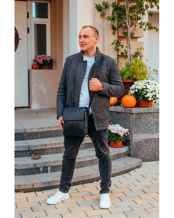 Чоловіча шкіряна сумка-месенджер Martin, чорна