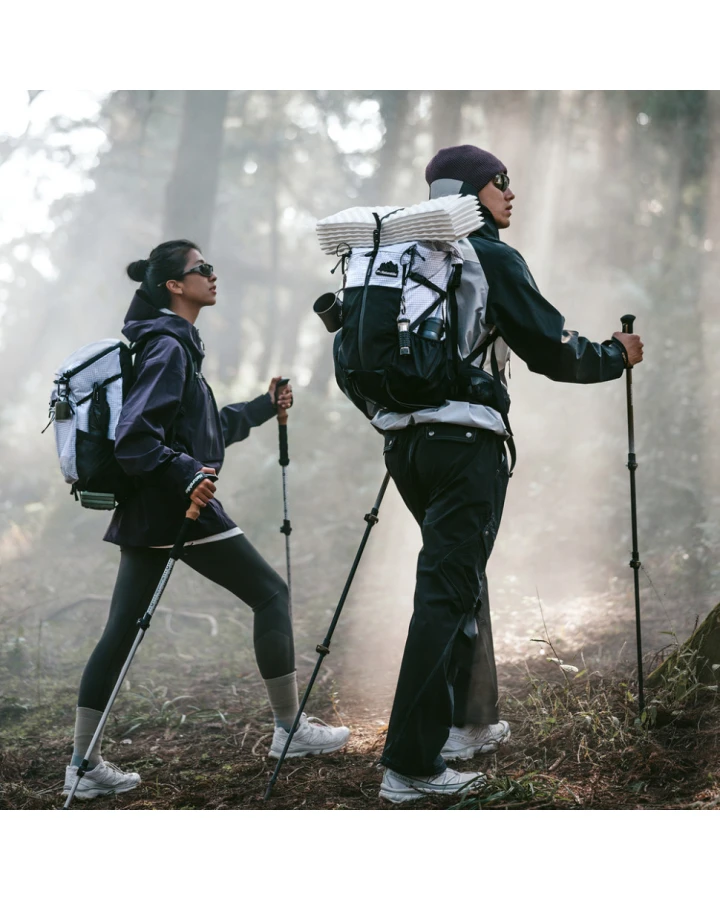 Рюкзак туристичний Naturehike Helium CNK2300016, 30+5 л, білий