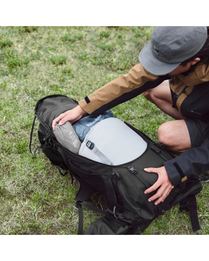 Рюкзак туристичний Naturehike Helium CNK2450XB014, 70 л, чорний, M