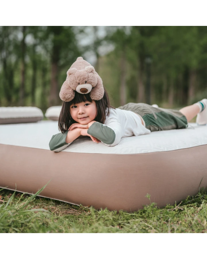 Самонадувний тримісний матрац Naturehike CNK2450WS040 із вбудованою помпою, 25 см, сірий