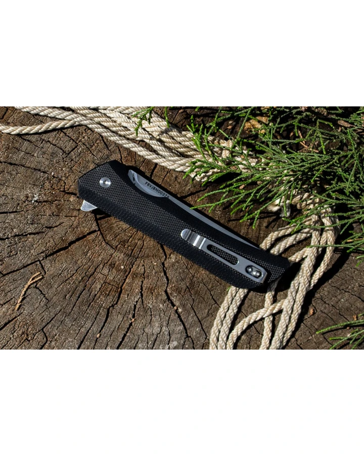 Ніж складаний туристичний Ruike Hussar P121-B, Sandvik 14C28N, G10, чорний