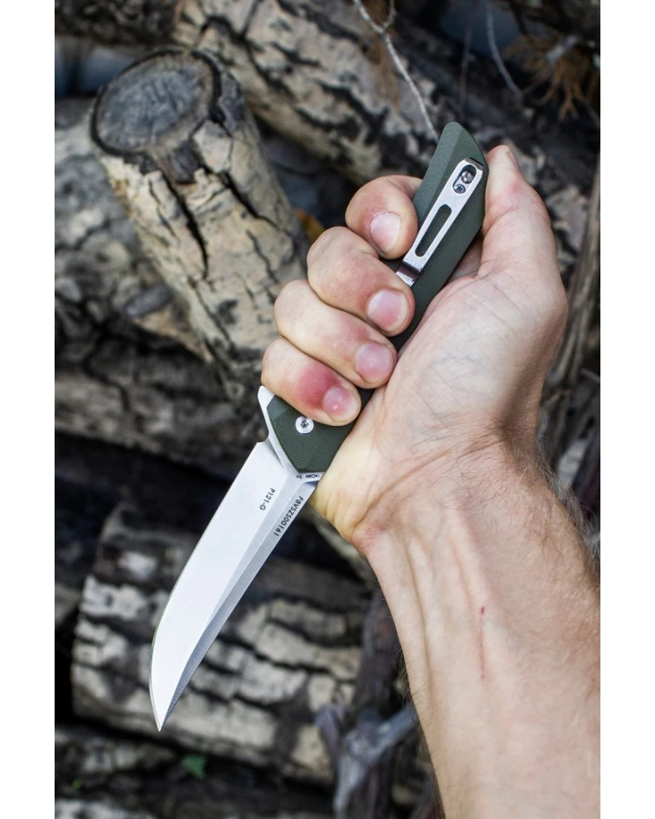 Ніж складаний туристичний Ruike Hussar P121-G, Sandvik 14C28N, G10, зелений