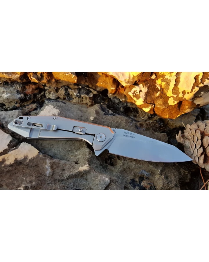 Ніж складаний туристичний Ruike P135-SF, Sandvik 14C28N, сталь, сірий