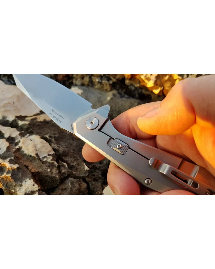 Ніж складаний туристичний Ruike P135-SF, Sandvik 14C28N, сталь, сірий