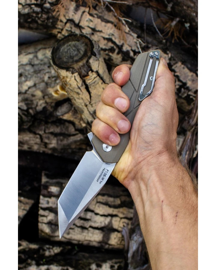 Ніж складаний туристичний Ruike P138-W, Sandvik 14C28N, G10, бежевий