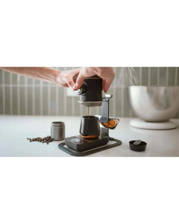 Набір для кави Wacaco Picopresso: еспресо-кавоварка, чохли та стенд-підставка