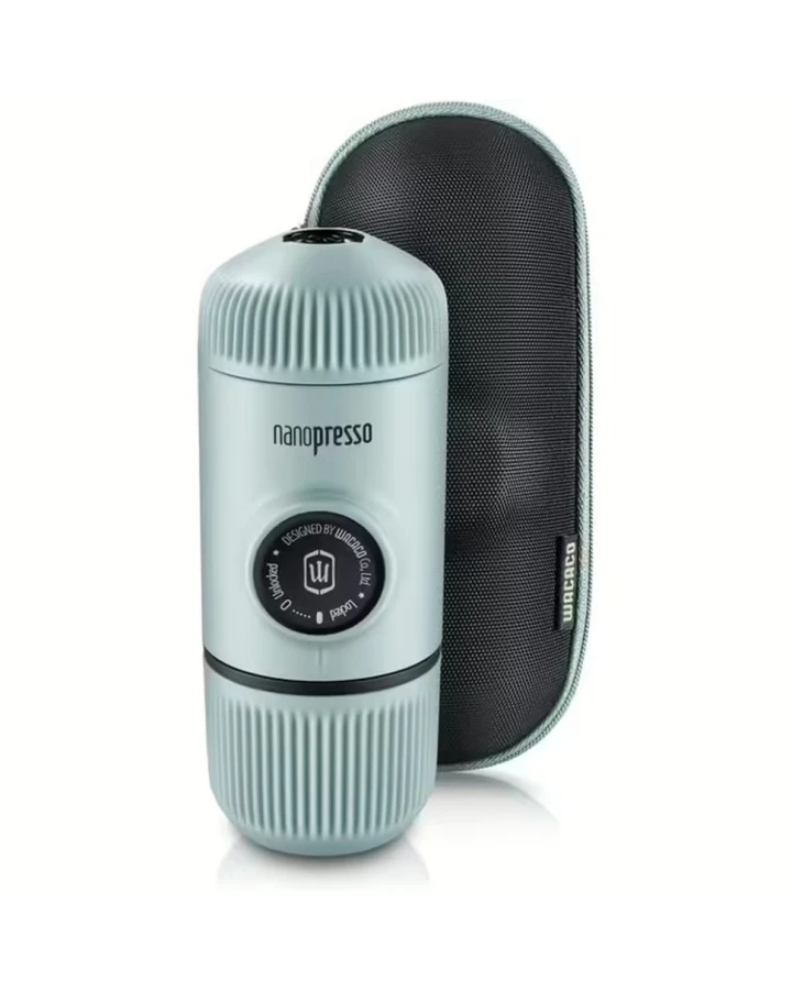 Портативна еспресо-кавоварка Wacaco Nanopresso блакитна з чохлом, механічна, для меленої кави